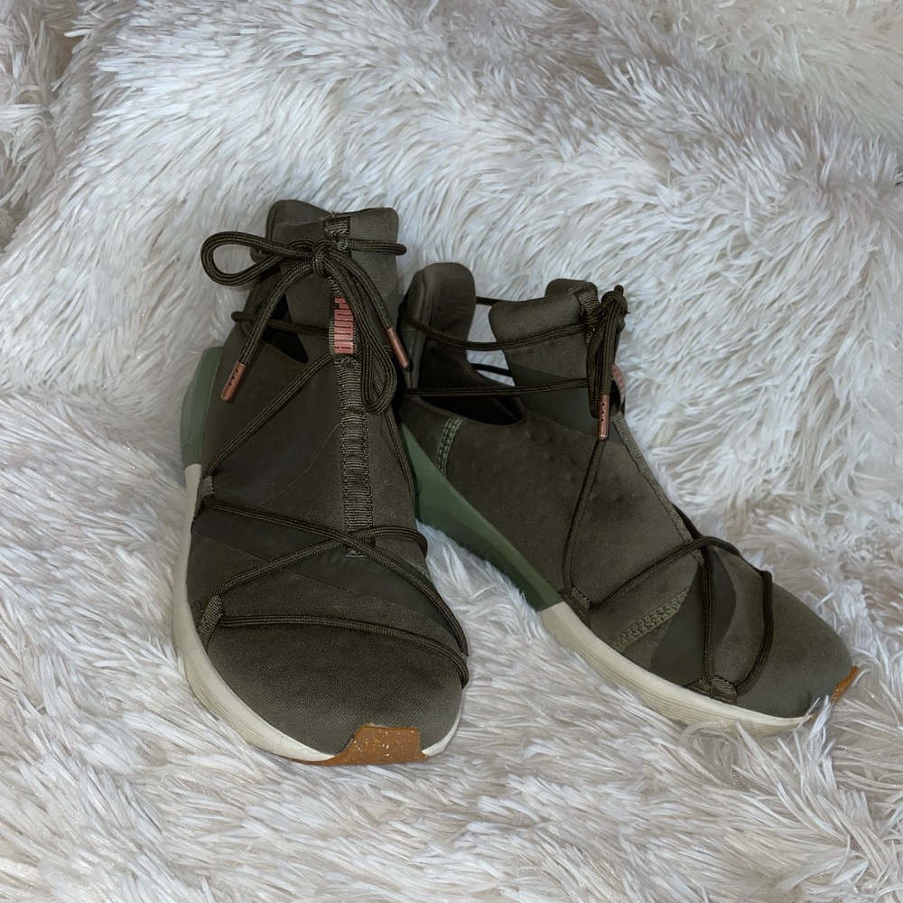 Puma sneakers